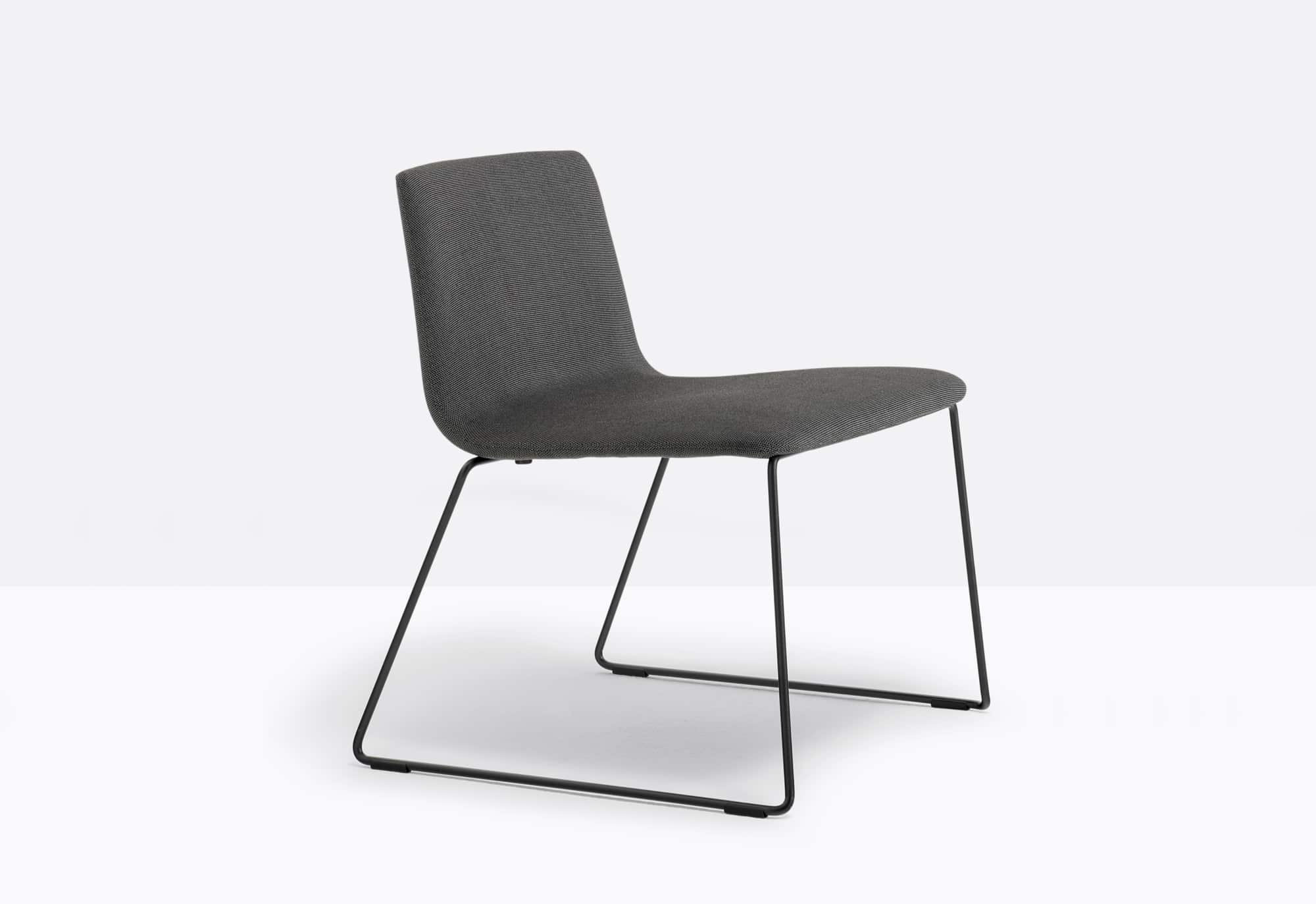 Chaise longue avec coque rembourrée pour hall d’accueil Inga