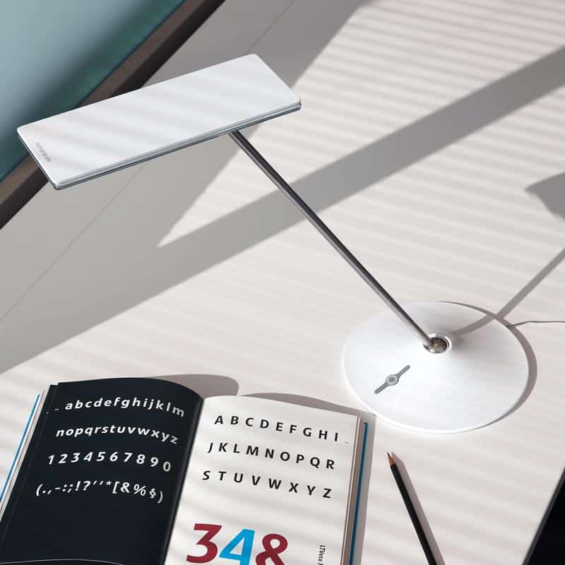 Lampe de table LED avec variateur d’éclairage Horizon – Image 3